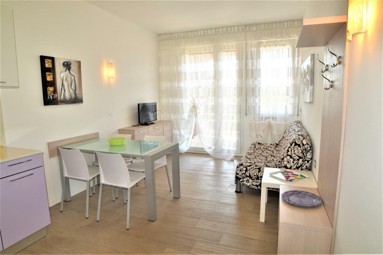 Todaro Bibione Luaran gambar